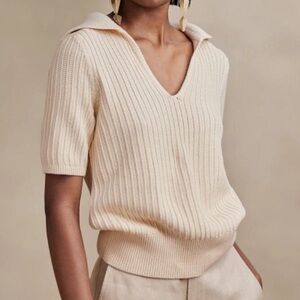 Banana Republic Soft Cream Ribbed V-Neck Short Sleeve Sweater